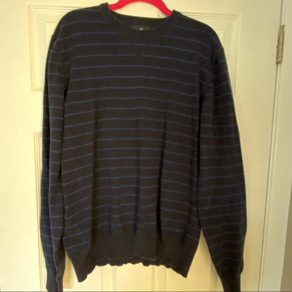 ** MENS STRIPED SWEATER **
